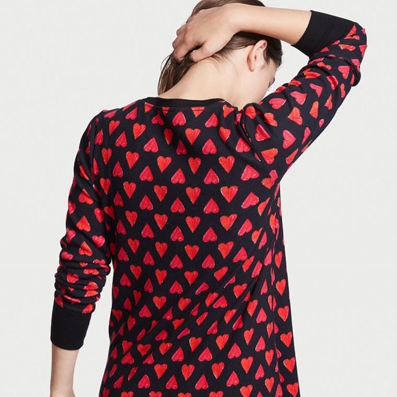 Hearts ❤️ VS XL Thermal Sleepshirt Black Heart Perfect for Valentine’s Day NWT - Picture 8 of 15